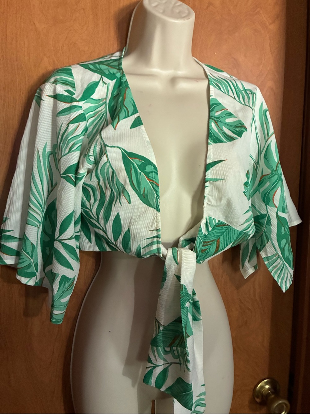 Tie-Front Green Leaf Print Women's Crop Top